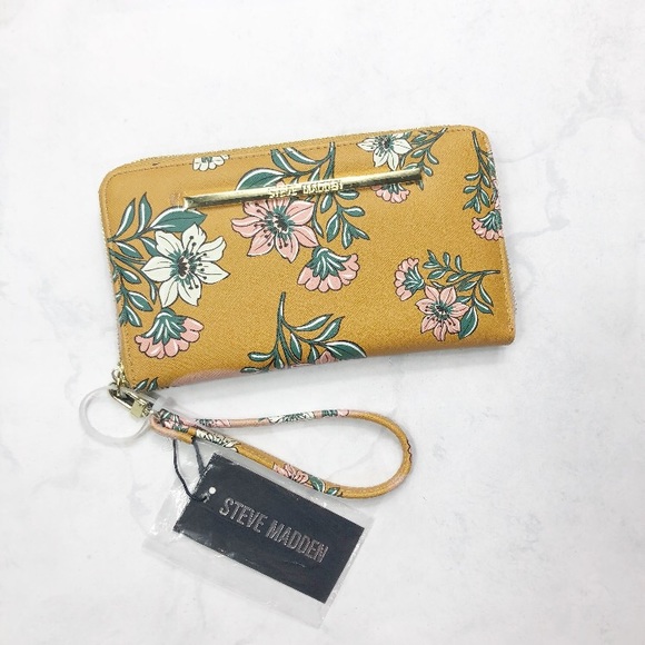 Steve Madden Accessories - [Steve Madden] Yellow Floral Wallet
